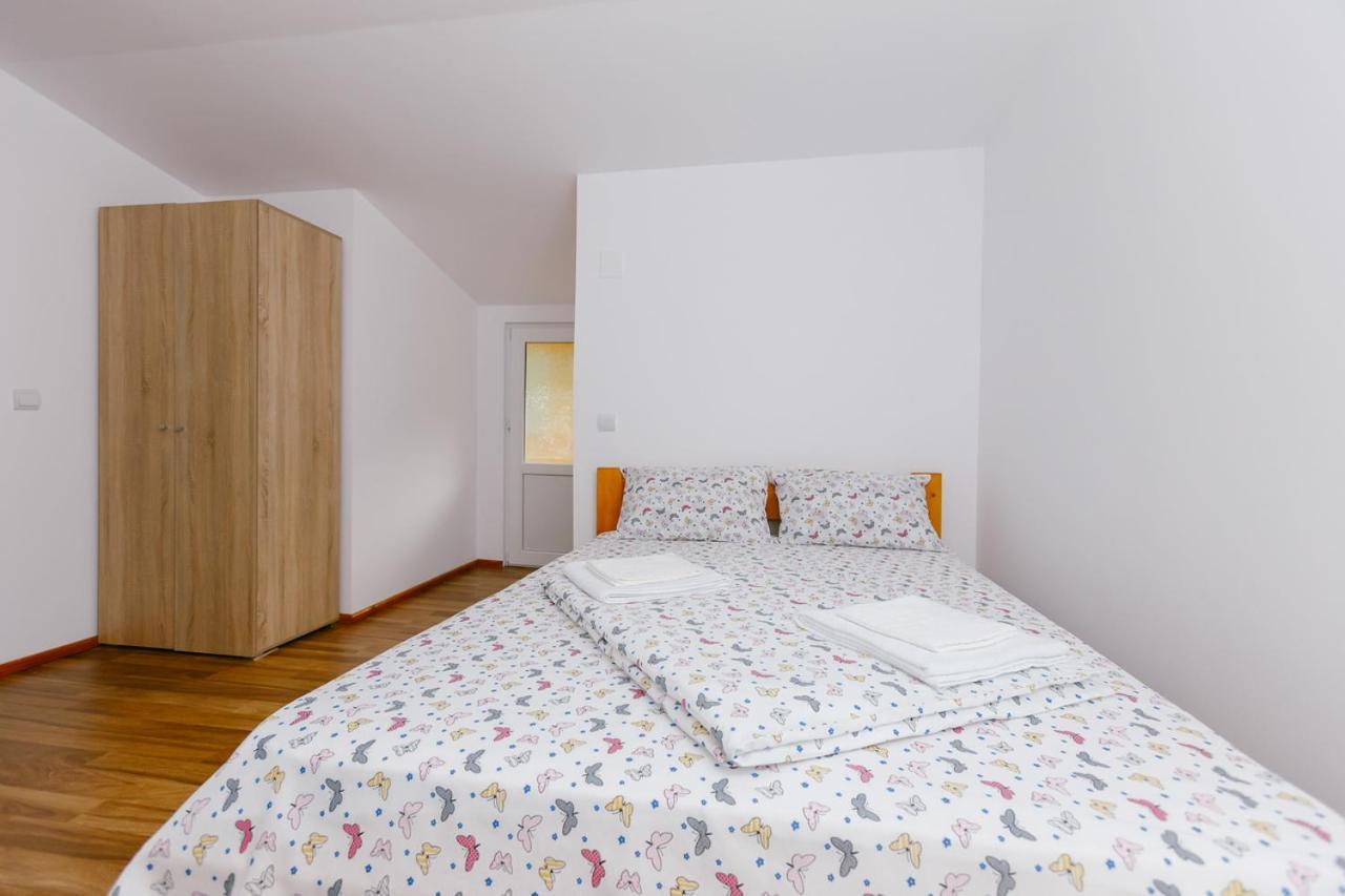Casa Vio Guest House Нехою Екстериор снимка