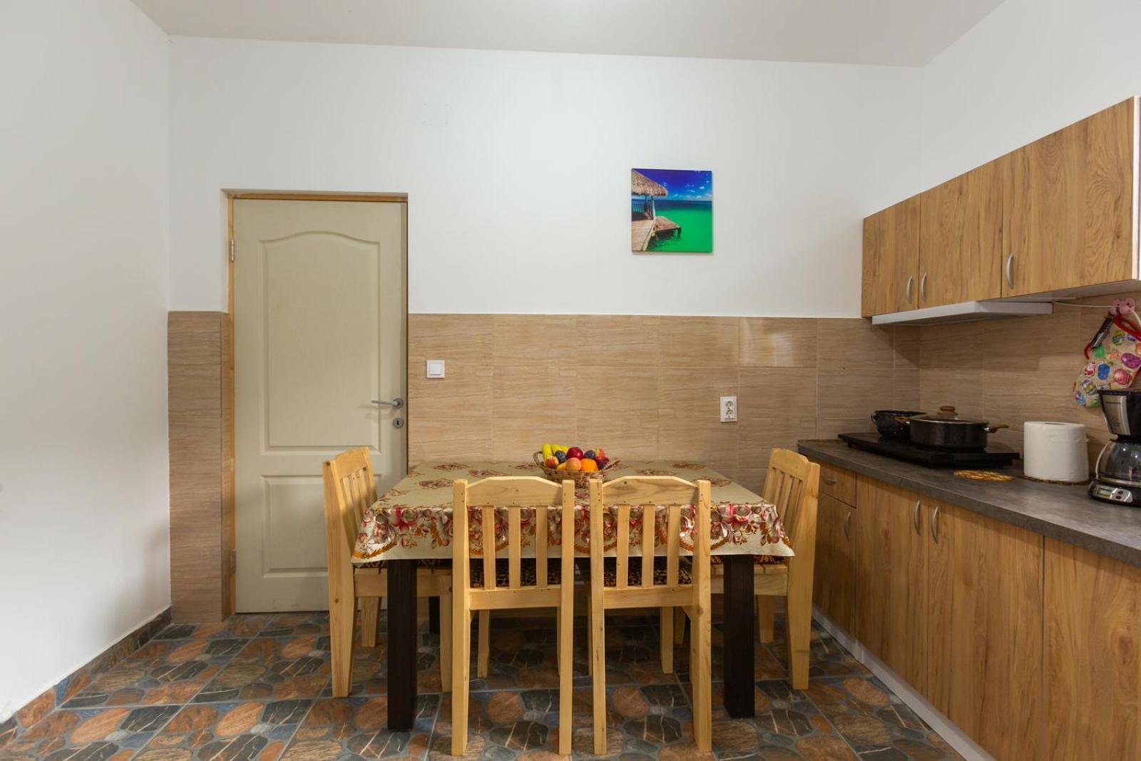 Casa Vio Guest House Нехою Екстериор снимка